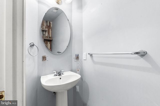 303 ST THOMAS, Egg Harbor Township, NJ 08234