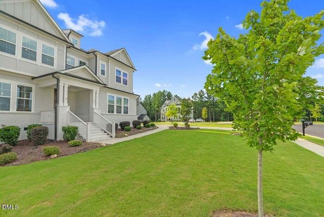 18 Cloudview Court, Pittsboro, NC 27312