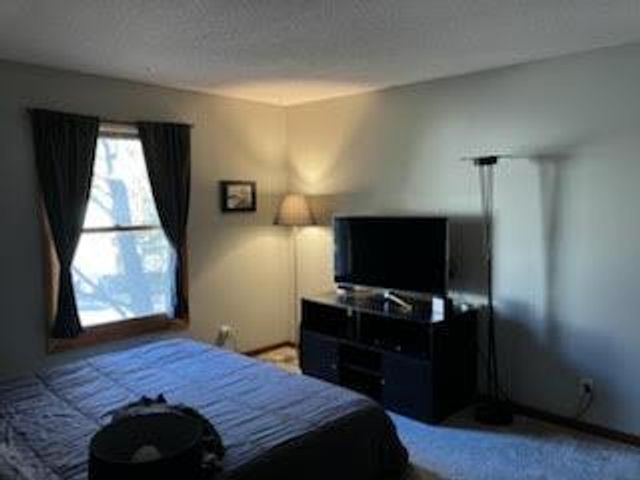 10754 Toledo Court, Bloomington, MN 55437