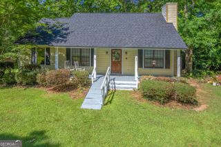 195 N Lake Drive, Sandersville, GA 31082