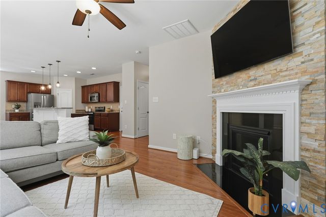 7407 Vicenzo Dr, Moseley, VA 23120