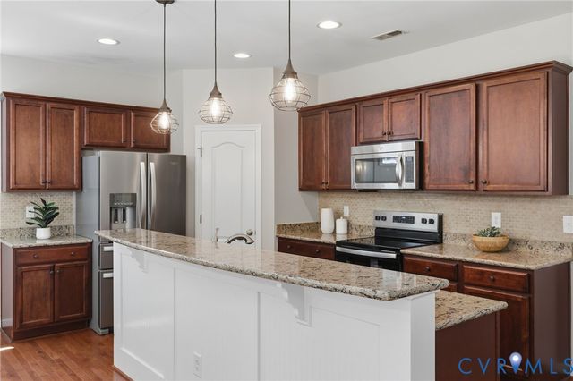 7407 Vicenzo Dr, Moseley, VA 23120