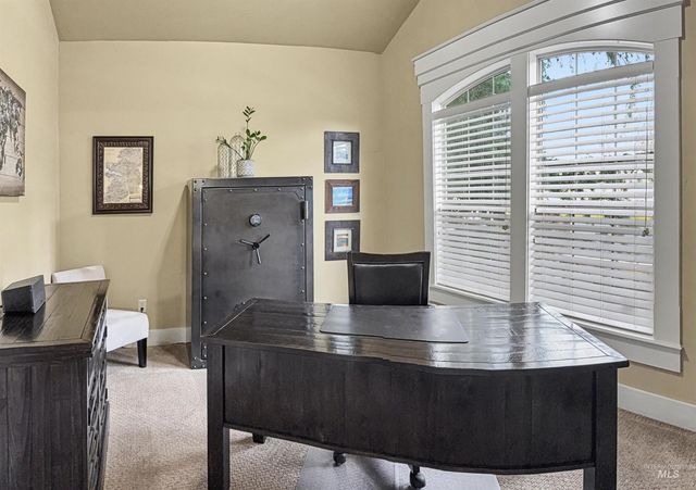 2425 S Chipper Way, Eagle, ID 83616