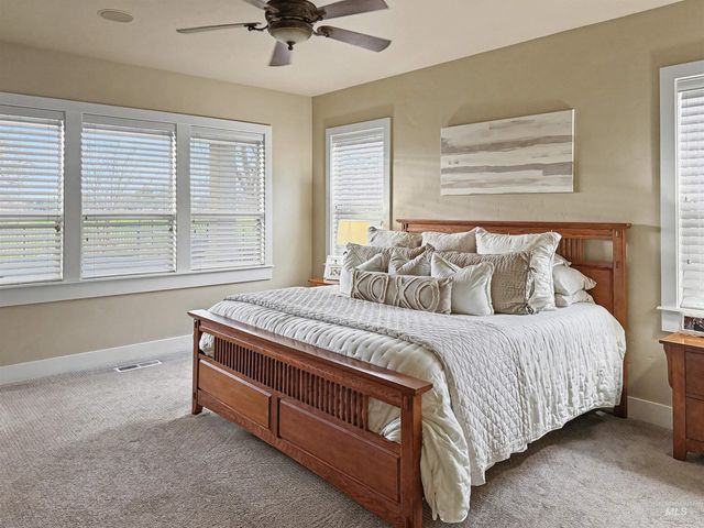 2425 S Chipper Way, Eagle, ID 83616