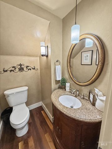 2425 S Chipper Way, Eagle, ID 83616