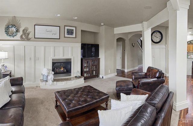 2425 S Chipper Way, Eagle, ID 83616