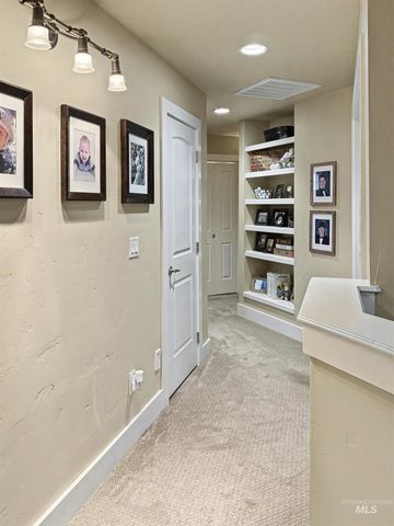 2425 S Chipper Way, Eagle, ID 83616