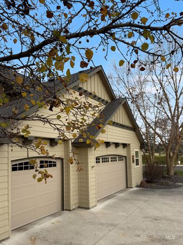 2425 S Chipper Way, Eagle, ID 83616