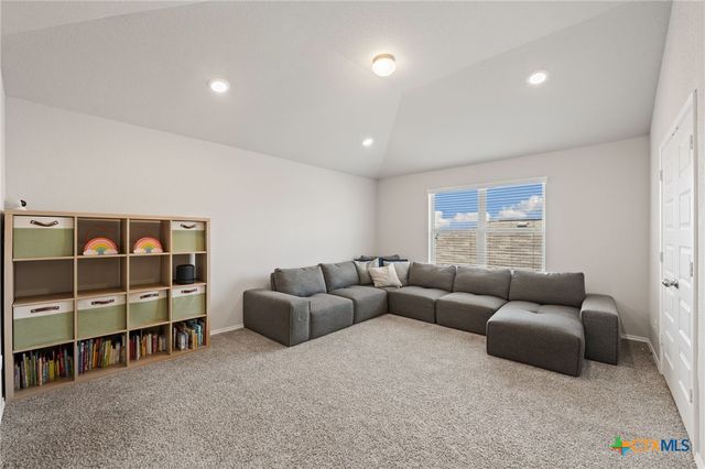 1044 Slight Street, New Braunfels, TX 78130