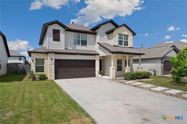 1044 Slight Street, New Braunfels, TX 78130