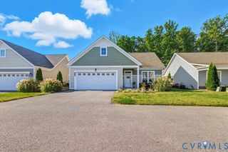 6189 Magnolia Cove Ct, Chester, VA 23831