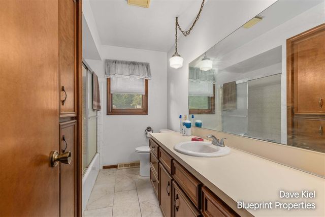 6879 Ivanrest Avenue, Byron Center, MI 49315
