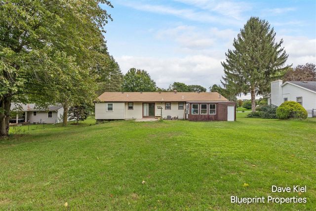 6879 Ivanrest Avenue, Byron Center, MI 49315
