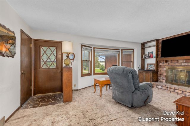6879 Ivanrest Avenue, Byron Center, MI 49315