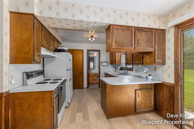 6879 Ivanrest Avenue, Byron Center, MI 49315