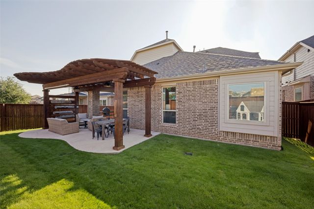 9004 Washington Lane, Argyle, TX 76226
