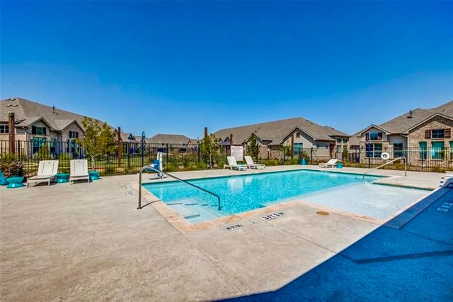 2621 Chablis Drive, Grand Prairie, TX 75054
