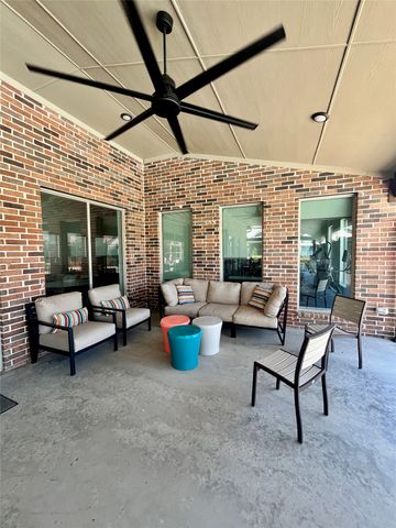 2621 Chablis Drive, Grand Prairie, TX 75054