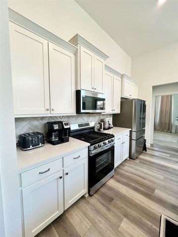 2621 Chablis Drive, Grand Prairie, TX 75054
