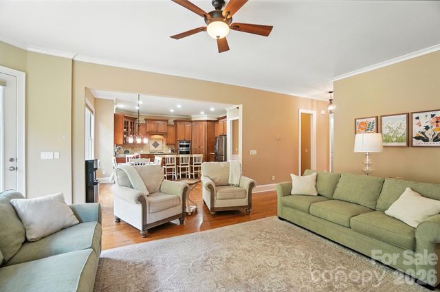 13056 Long Common Parkway, Huntersville, NC 28078