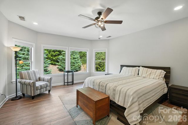 13056 Long Common Parkway, Huntersville, NC 28078