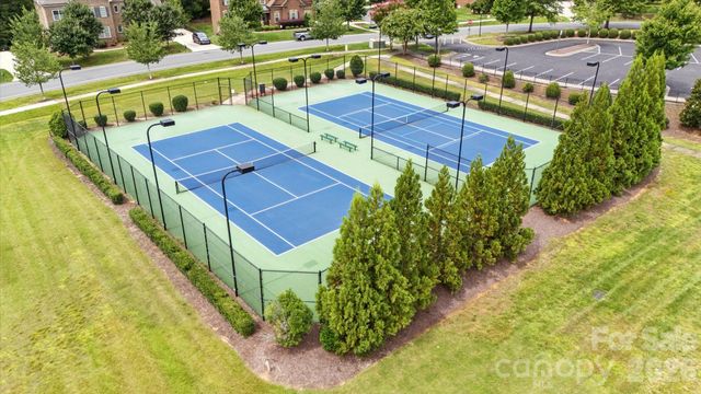 13056 Long Common Parkway, Huntersville, NC 28078
