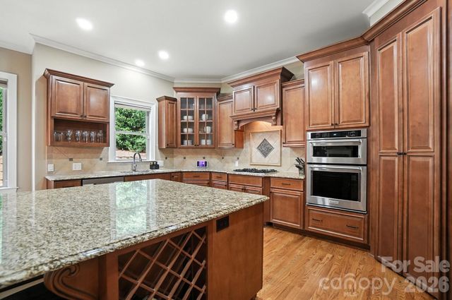 13056 Long Common Parkway, Huntersville, NC 28078