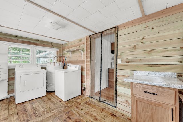 607 N Locust Street, Buffalo, MO 65622