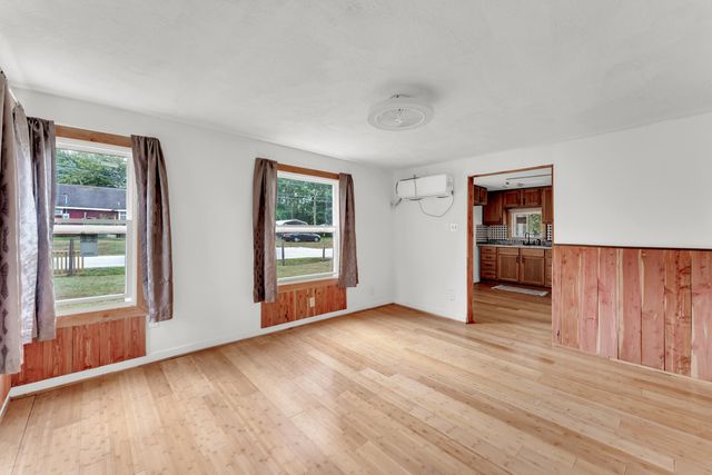 607 N Locust Street, Buffalo, MO 65622