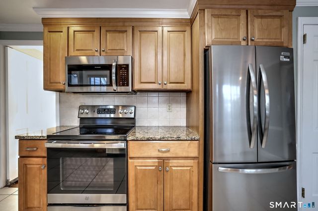 16 Killian Avenue, Trumbull, CT 06611