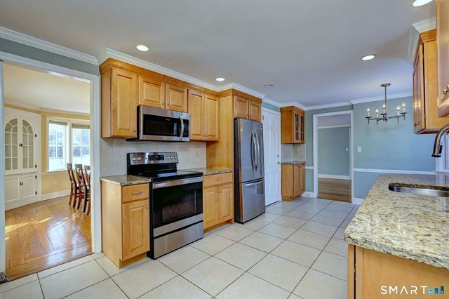 16 Killian Avenue, Trumbull, CT 06611