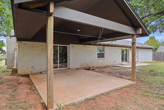 11308 Greystone Avenue, Oklahoma City, OK 73120