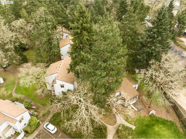 2145 HAWKINS Ln, Eugene, OR 97405