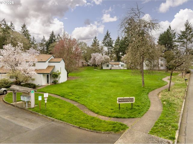 2145 HAWKINS Ln, Eugene, OR 97405