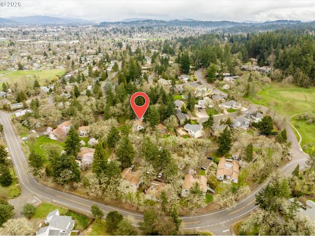 2145 HAWKINS Ln, Eugene, OR 97405