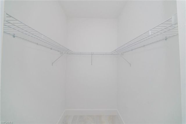 808 37th AVE NW, Naples, FL 34120