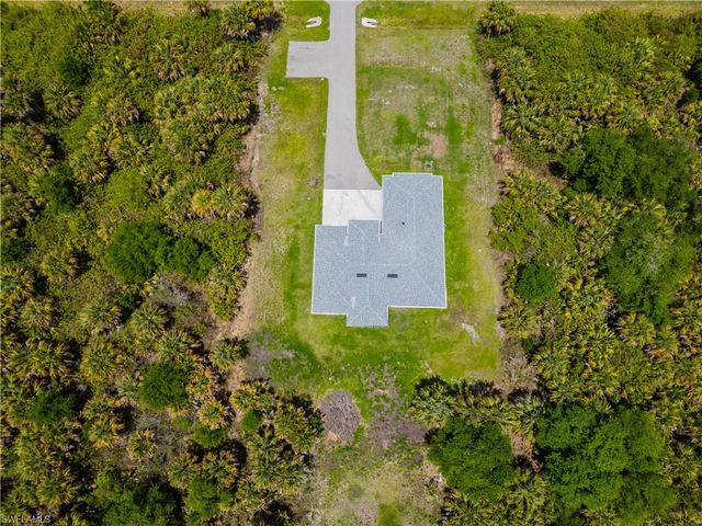 808 37th AVE NW, Naples, FL 34120