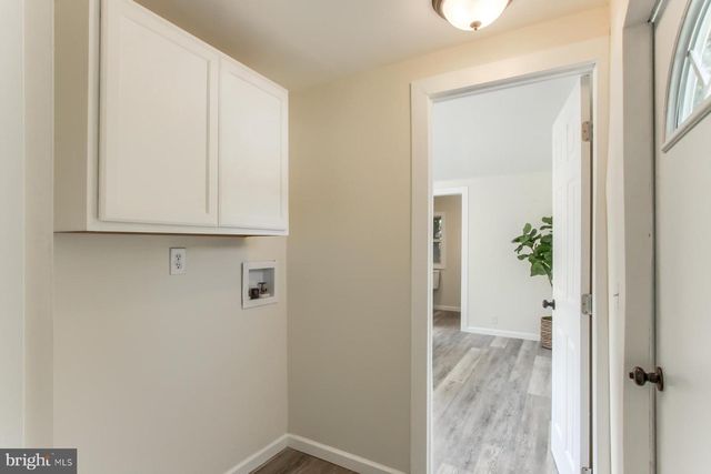 37 CREEKSIDE LN, Carlisle, PA 17015