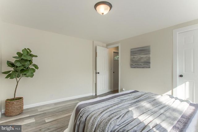 37 CREEKSIDE LN, Carlisle, PA 17015