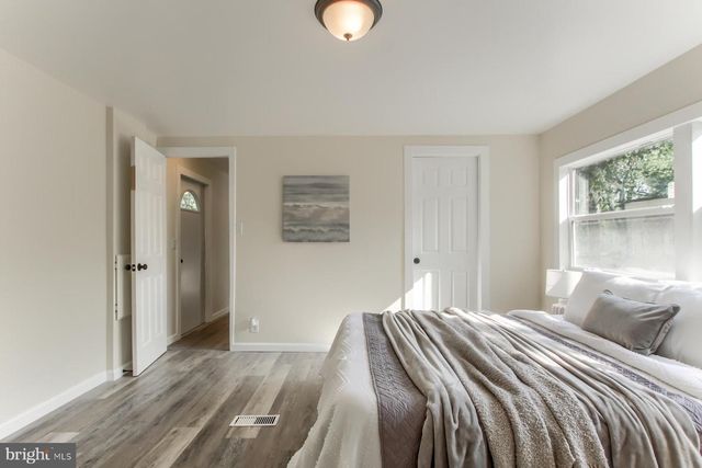 37 CREEKSIDE LN, Carlisle, PA 17015