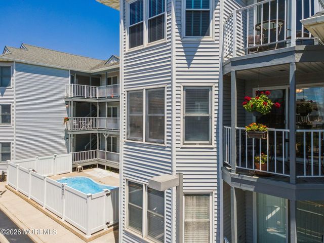 1418 Boulevard 6, Seaside Heights, NJ 08751
