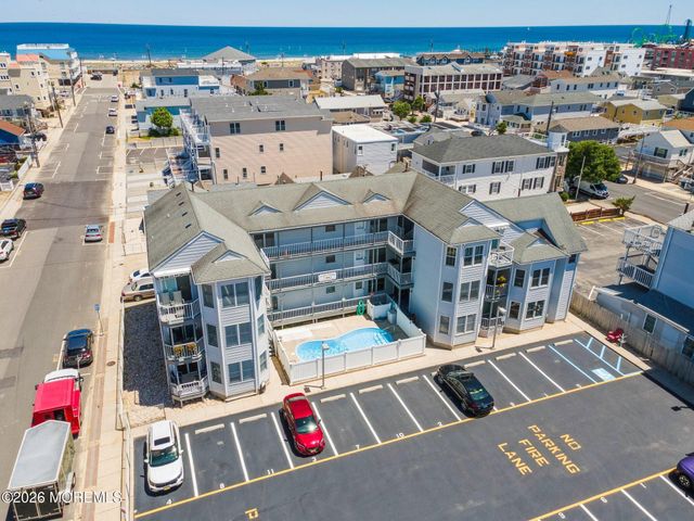 1418 Boulevard 6, Seaside Heights, NJ 08751