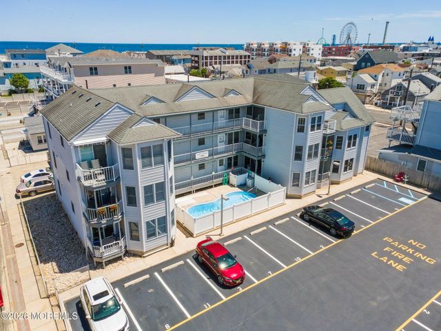 1418 Boulevard 6, Seaside Heights, NJ 08751
