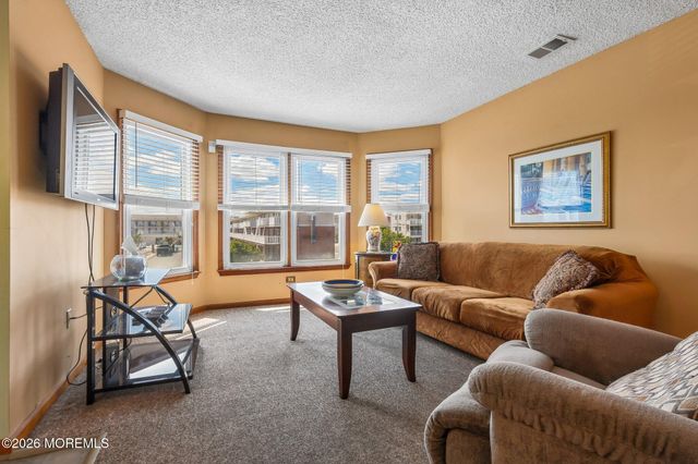 1418 Boulevard 6, Seaside Heights, NJ 08751