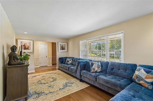 3076 Briarleaf Drive, Decatur, GA 30034