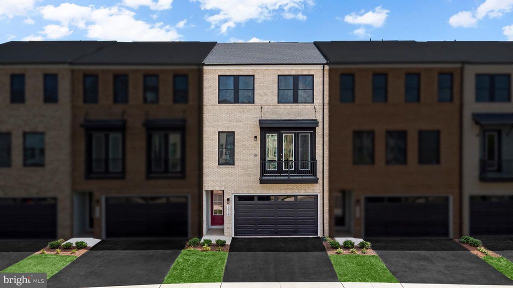 13724 AVIATION PL, Herndon, VA 20171