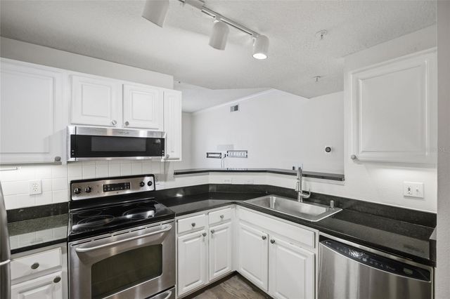 501 KNIGHTS RUN AVENUE 1117, Tampa, FL 33602