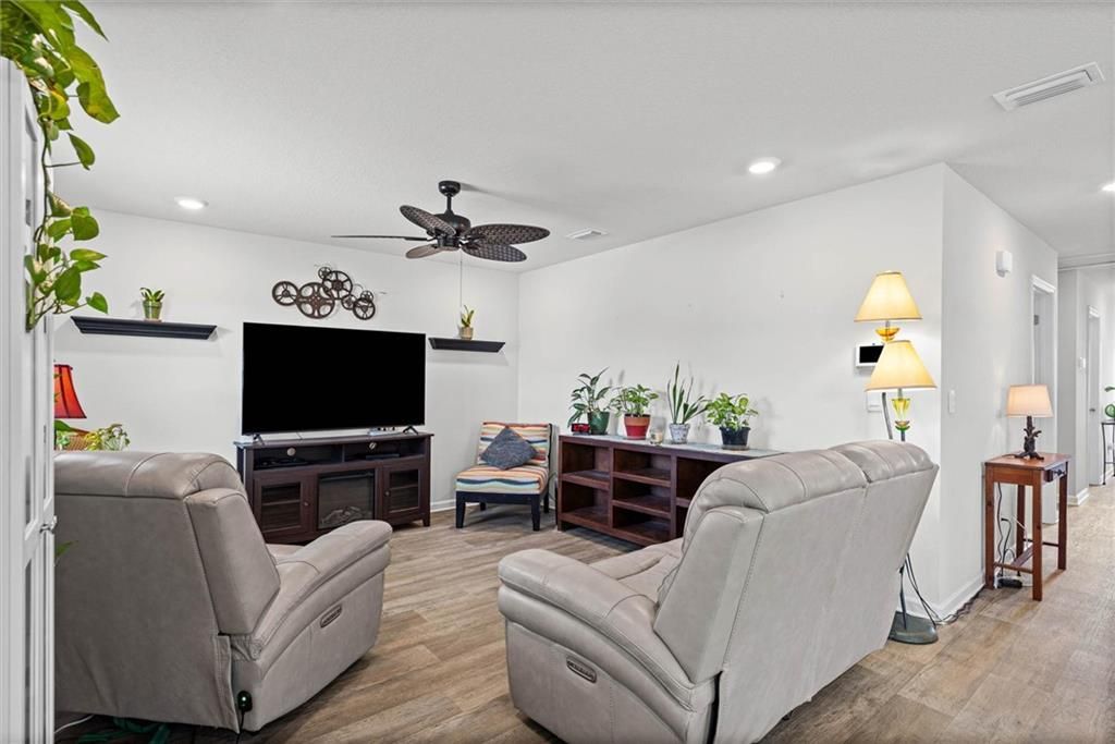 7828 Oakmont Drive N, Theodore, AL 36582 — photo 5