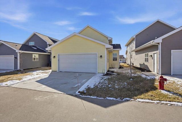 43 Windflower Way, Mount Horeb, WI 53572