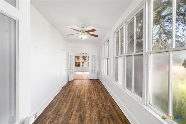 403 W Juan Linn Street, Victoria, TX 77901